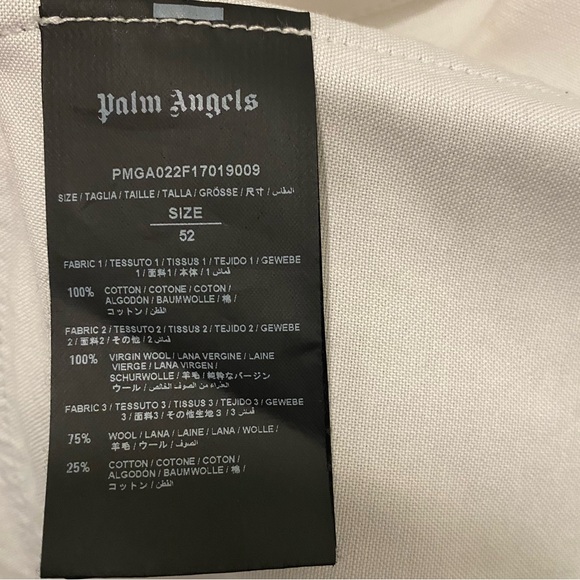 Palm Angels Men's button down shirt,
Size 52 (large) excellent condition. - Picture 7 of 7